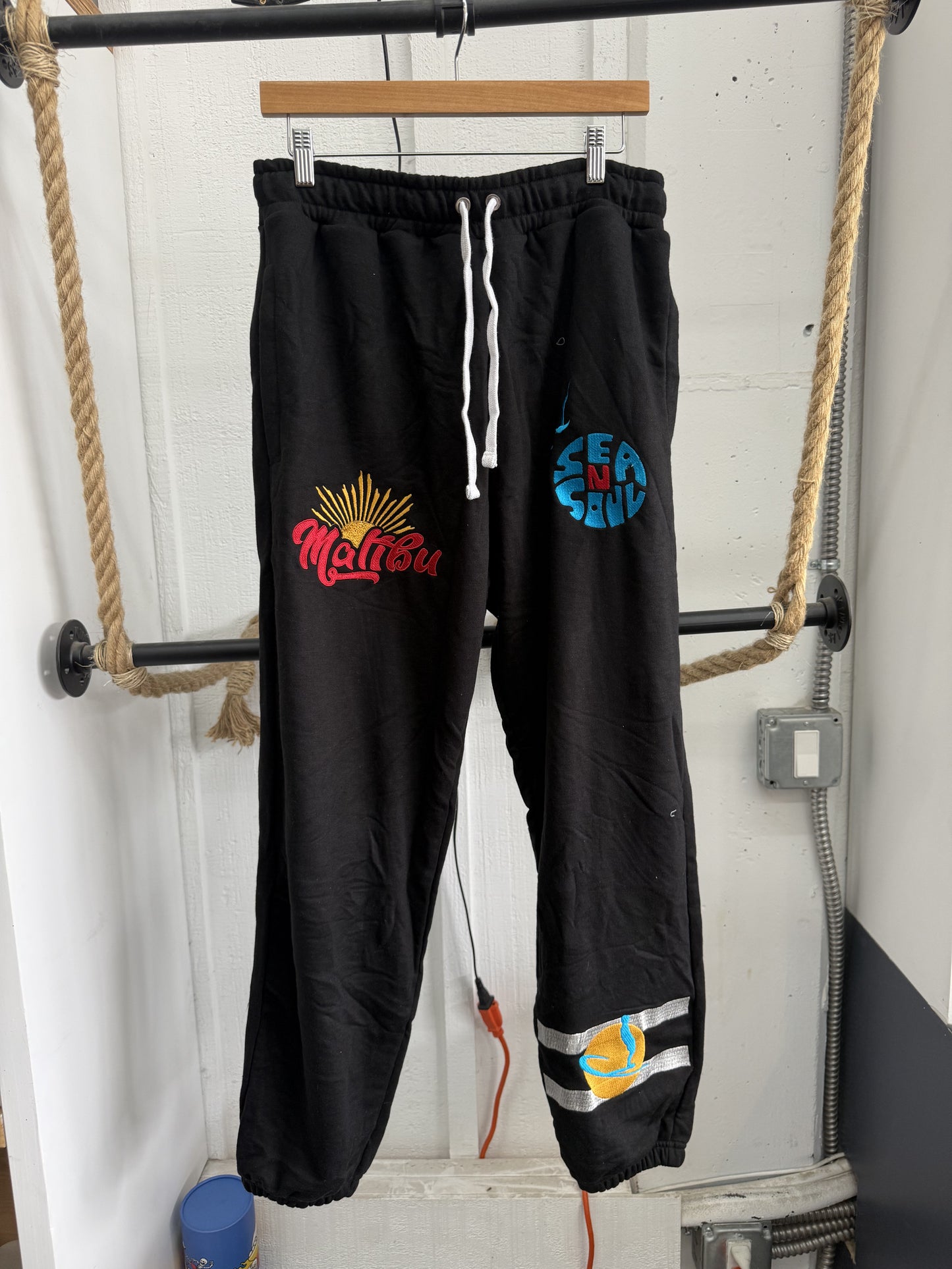 Surf Malibu Sweatpants (Black)